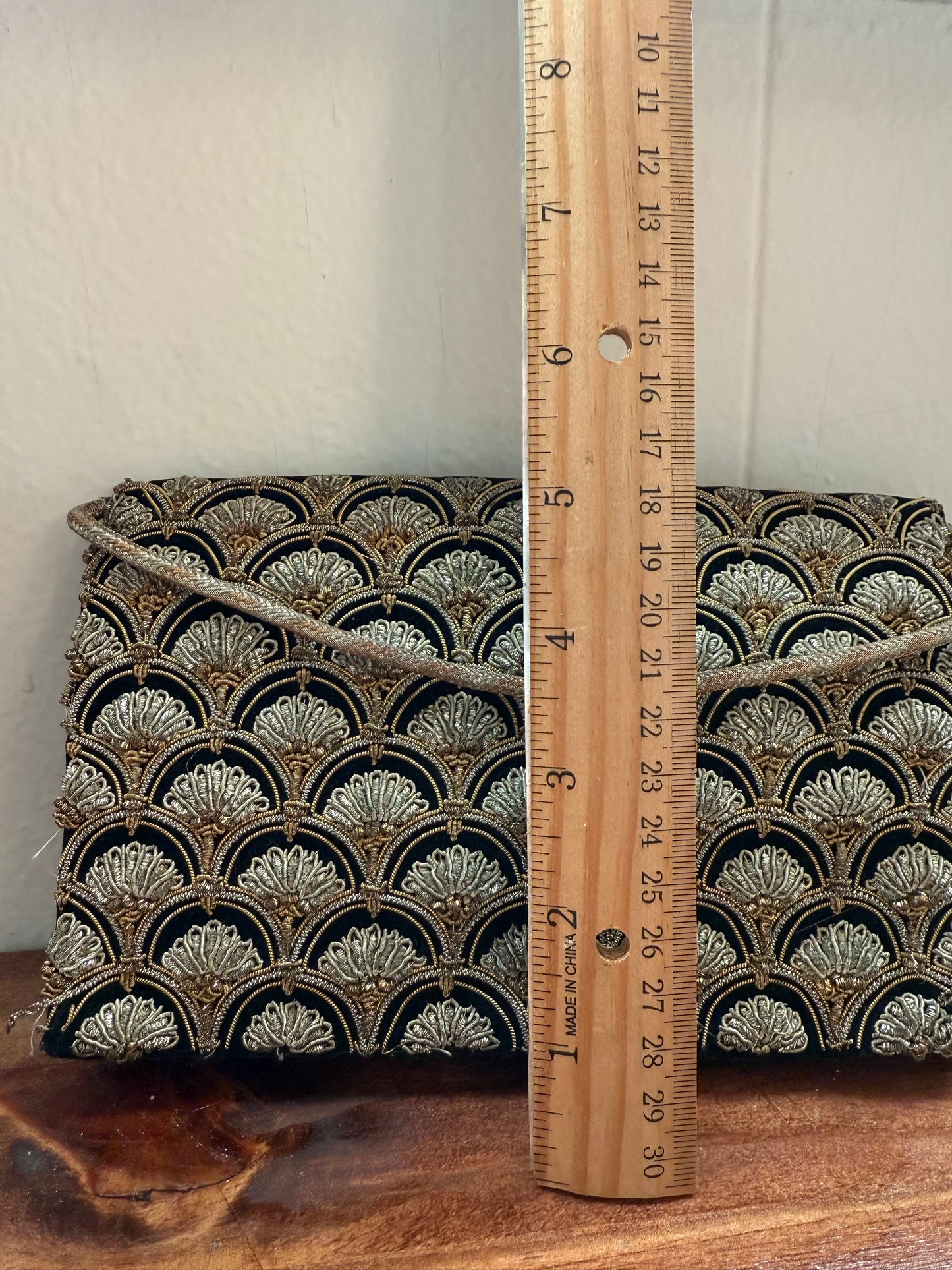 Vintage black/gold velvet clutch