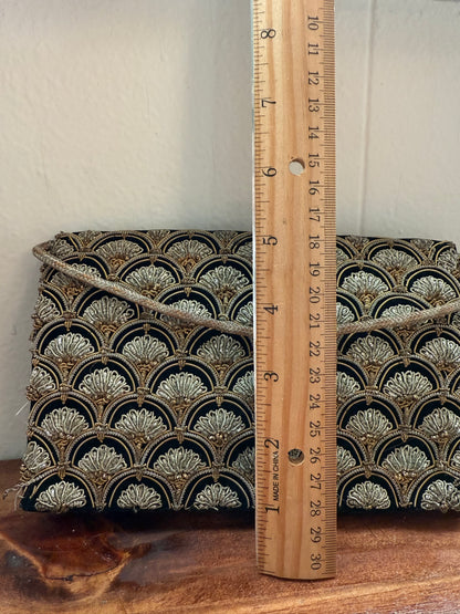 Vintage black/gold velvet clutch