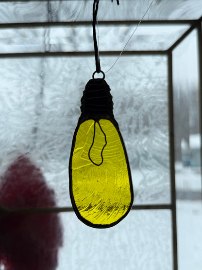 Lightbulb sun catchers - stained glass